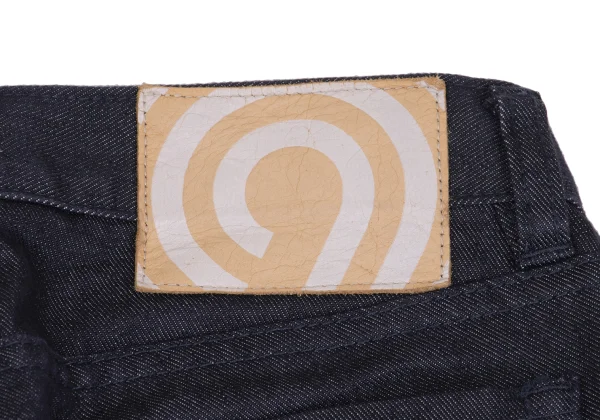 ISSEY MIYAKE 24 Slim Denim Pants K-163141_010