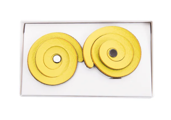 PLEATS PLEASE GURU-GURU Synthetic Leather Earrings K-163143_002