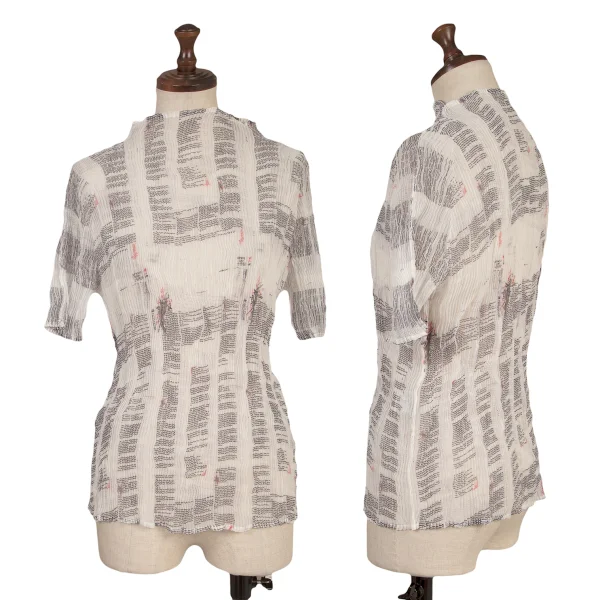 ISSEY MIYAKE WHITE LABEL Transfer Print Sheer Loop Pleated Mock Neck T-Shirt White,Black 2 K-163171_001