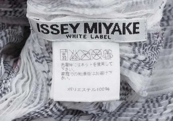 ISSEY MIYAKE WHITE LABEL Transfer Print Sheer Loop Pleated Mock Neck T-Shirt K-163171_013