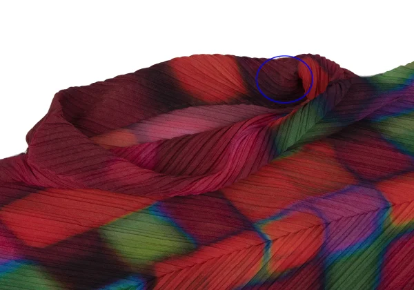 ISSEY MIYAKE Colorful Graphic Print Bias Pleats High necked Top K-163178_004