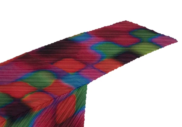 ISSEY MIYAKE Colorful Graphic Print Bias Pleats High necked Top K-163178_006