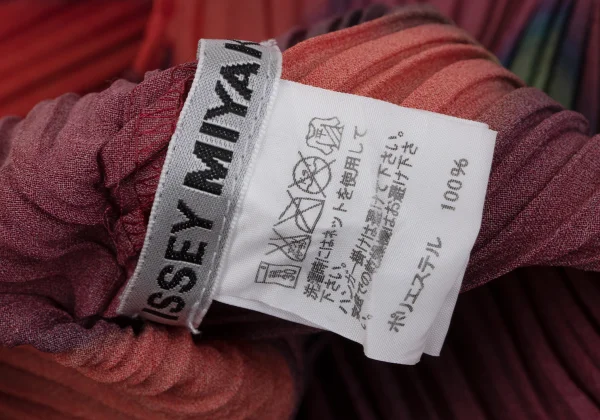 ISSEY MIYAKE Colorful Graphic Print Bias Pleats High necked Top K-163178_015