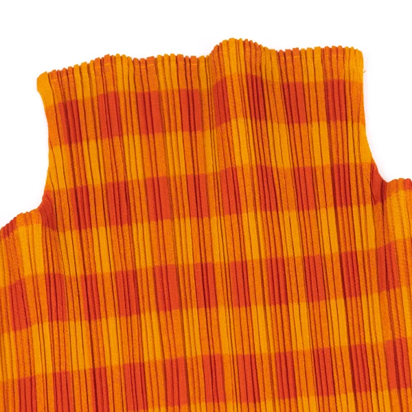 PLEATS PLEASE Check Print Pleats High-neck Sleeveless Top K-163186_004