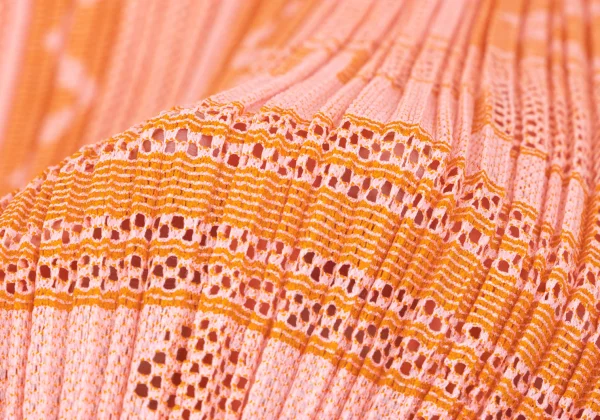 PLEATS PLEASE Graphic Jacquard Mesh Pleats T-shirt K-163188_010