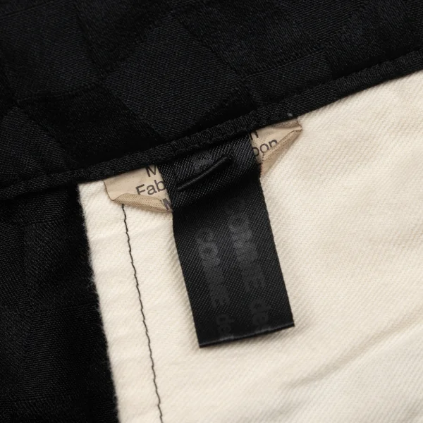 COMME des GARCONS Poly Geometric Jacquard Two Tuck Wide Shorts K-163308_019