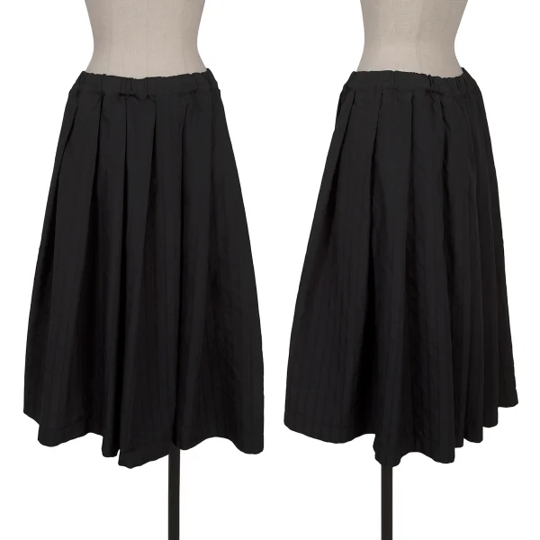 COMME des GARCONS Striped Poly Pleated Skirt Navy S K-163317_001