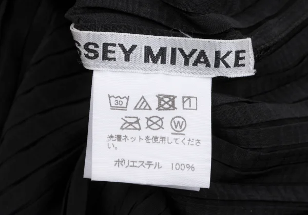 イッセイミヤケISSEY MIYAKE サークルデザインプリーツトップス 黒2 K-163336_013
