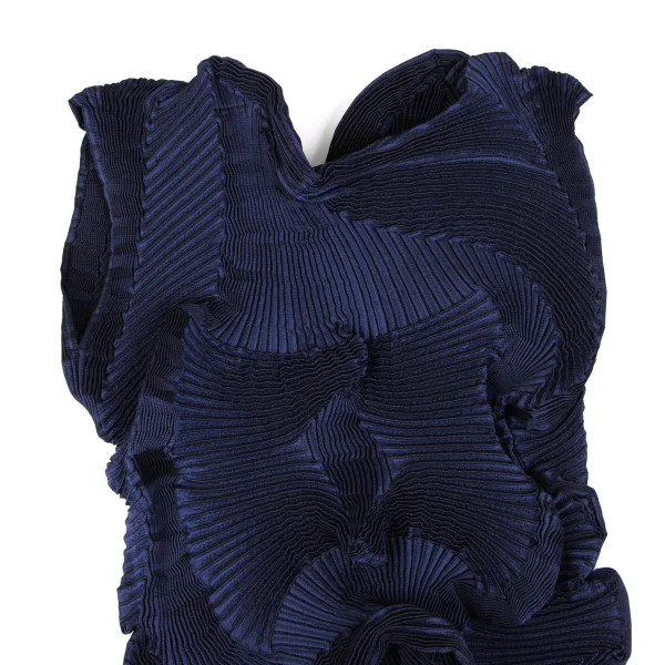 ISSEY MIYAKE 3D Steam Stretch Pleated Sleeveless Top K-163339_003