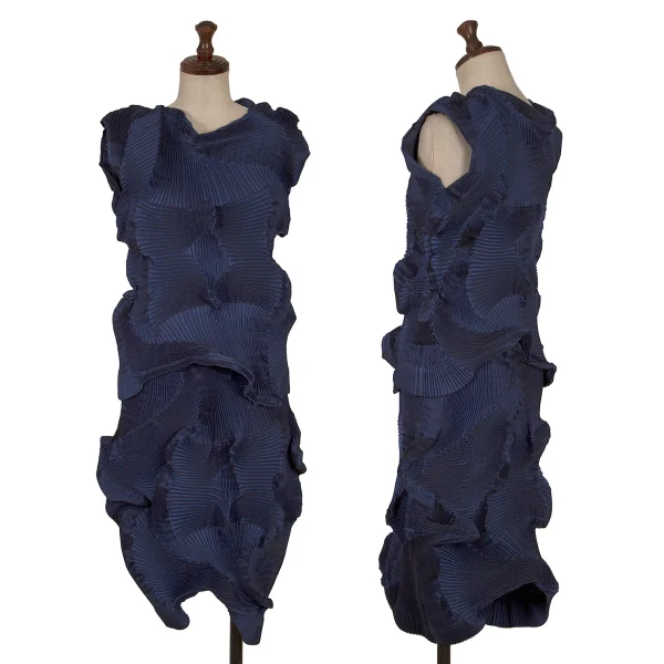 ISSEY MIYAKE 3D Steam Stretch Pleated Sleeveless Top K-163339_011