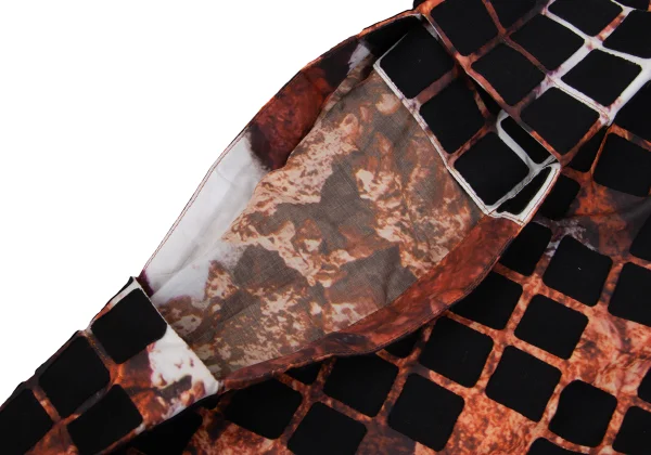 ISSEY MIYAKE Block Paste Graphic Sleeveless Top K-163343_006