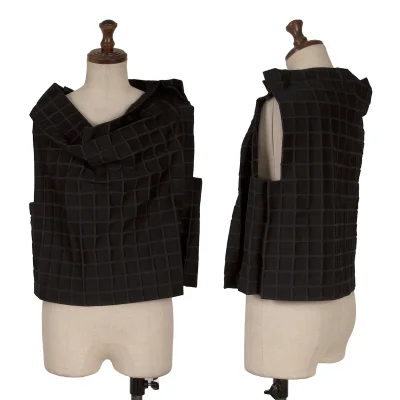 ISSEY MIYAKE Block Paste Sleeveless Top