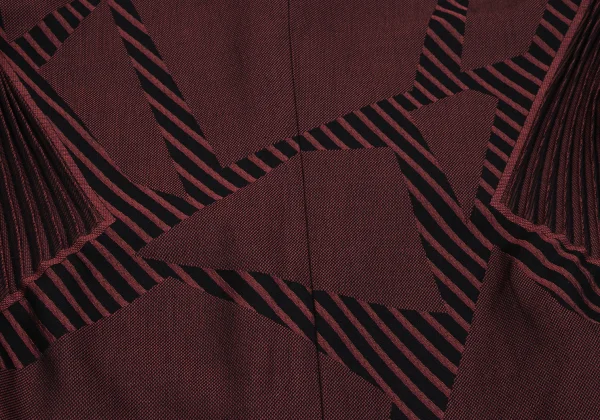 ISSEY MIYAKE Geometric Weave Side Pleats Switching Jacket K-163354_015