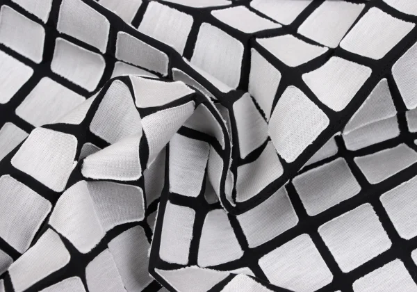 ISSEY MIYAKE Block Paste Deformation Sleeveless Top K-163355_016