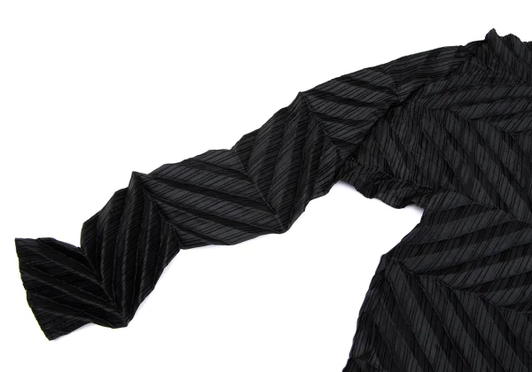 ISSEY MIYAKE Zigzag Pleated Long Sleeve Shirt K-163367_007