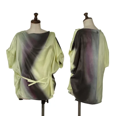ISSEY MIYAKE Gradation Satin Blouse