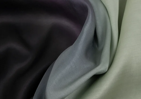 ISSEY MIYAKE Gradation Satin Blouse K-163369_018