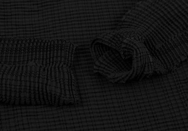 ISSEY MIYAKE Pleated Mock Neck T-shirt K-163371_008