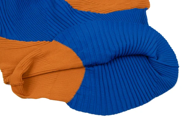 ISSEY MIYAKE Bicolor Wave Ribbed Knit Sweater K-163373_010