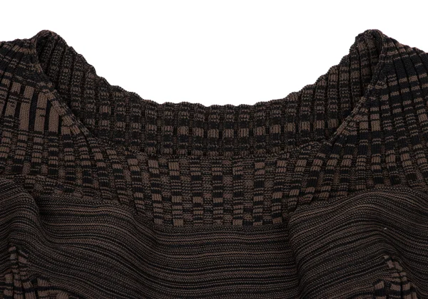 ISSEY MIYAKE Geometric Wave Knit Short Sleeve Sweater K-163374_004