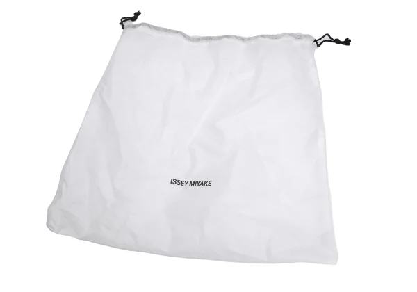 ISSEY MIYAKE Switching Leather Tote Bag K-163394_010