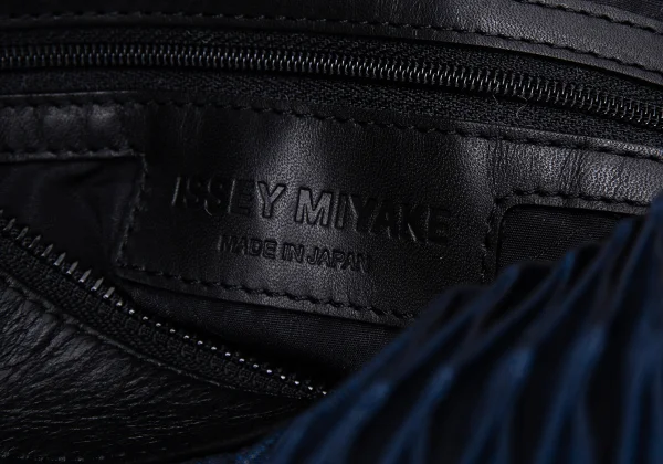 ISSEY MIYAKE Pleats One Shoulder Bag K-163395_012