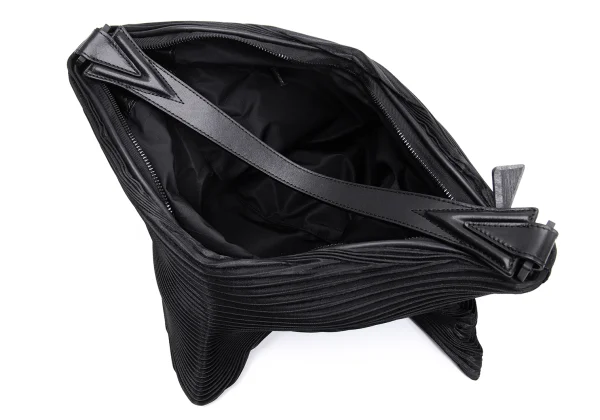 ISSEY MIYAKE 3D Stretch Pleats Shoulder Bag K-163397_009