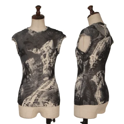 VIVIENNETAM Pig Printed Mesh Sleeveless Top