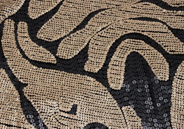 VIVIENNETAM Sequin Decorated Sleeveless Top K-163407_007