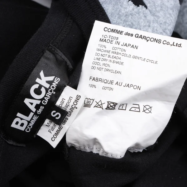 BLACK COMME des GARCONS Hole Print T-shirt K-163461_010