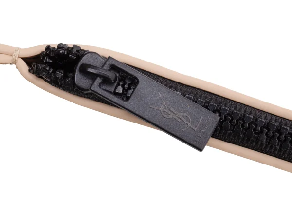 Yves Saint Laurent Beaute Synthetic Leather Pouch K-163484_004