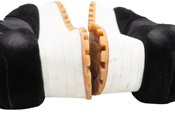 COMME des GARCONS SPALWART Suede Sneakers K-163568_013