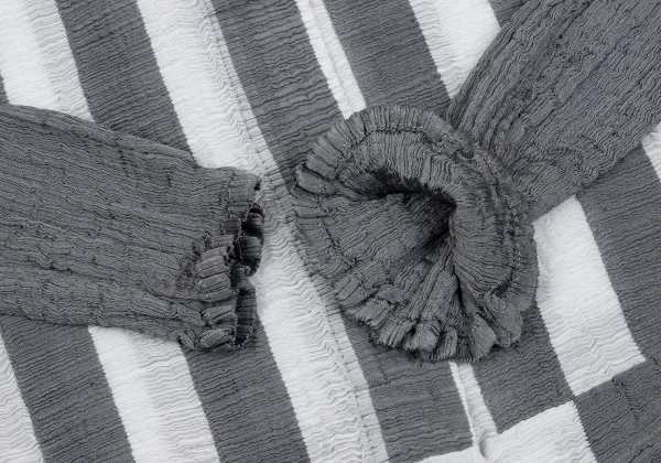 ISSEY MIYAKE me Dyed Striped Pleats Cardigan K-163634_006