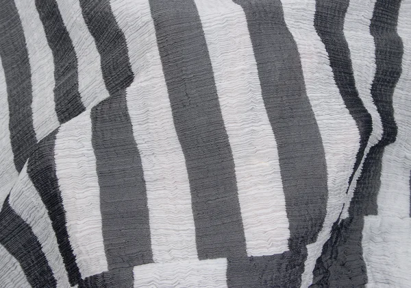 ISSEY MIYAKE me Dyed Striped Pleats Cardigan K-163634_010