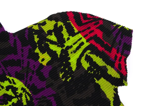 ISSEY MIYAKE me Printed High-neck Pleats T-shirt K-163635_006