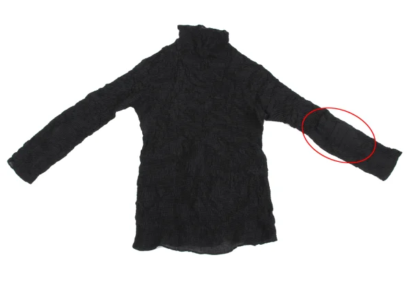 ISSEY MIYAKE Wrinkle Pleats Turtle Neck Top  K-163694_012