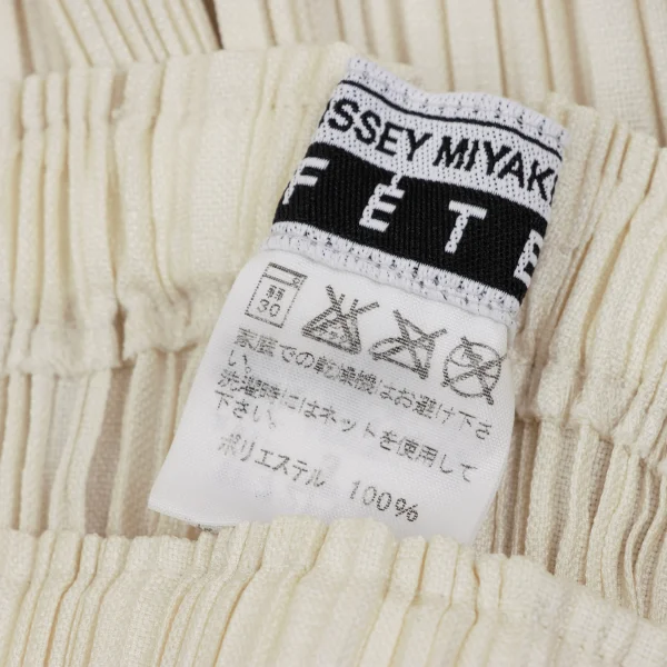 ISSEY MIYAKE FETE Pleated Flare Pants K-163702_011