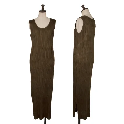 PLEATS PLEASE Crepe Pleated Side Slit Sleeveless Dress
