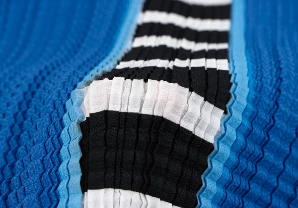 ISSEY MIYAKE PLEATS (T.) Wooly Pleats Printed T Shirt K-163717_010