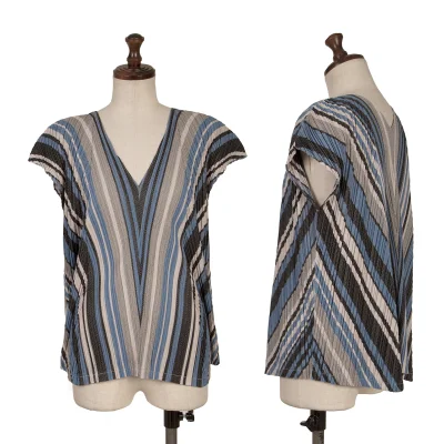 PLEATS PLEASE Poly Cotton Stripe V Neck Top