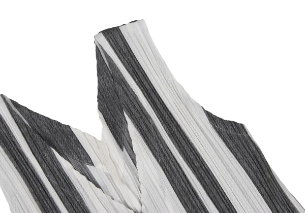 PLEATS PLEASE Striped V-neck Sleeveless Dress K-163759_006