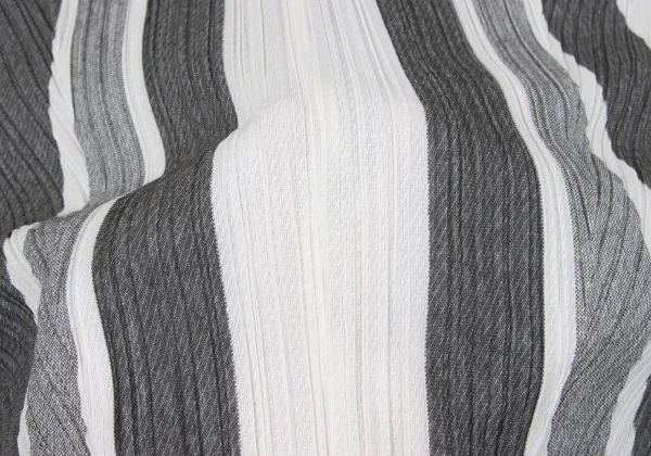 PLEATS PLEASE Striped V-neck Sleeveless Dress K-163759_010