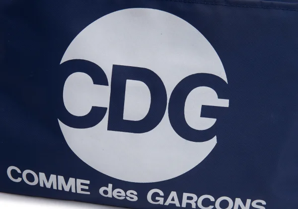 COMME des GARCONS Logo Printed Shoulder Bag K-163914_012