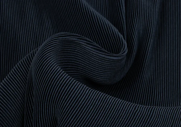 PLEATS PLEASE Mist Pleated High Neck T-shirt K-164266_010