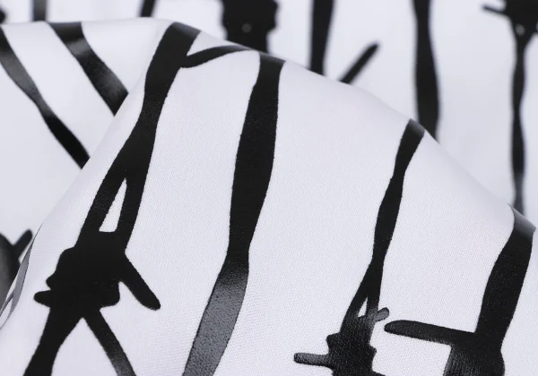 COMME des GARCONS Barbed Wire Rubber Printed T-shirt K-164615_010