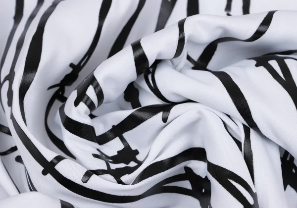 COMME des GARCONS Barbed Wire Rubber Printed T-shirt K-164615_011