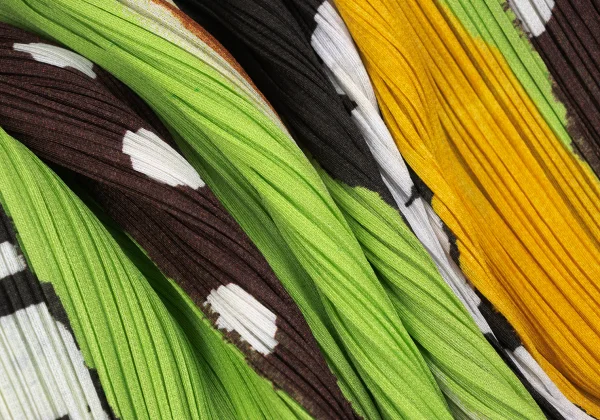 PLEATS PLEASE Graphic Printed Skirt K-164746_012