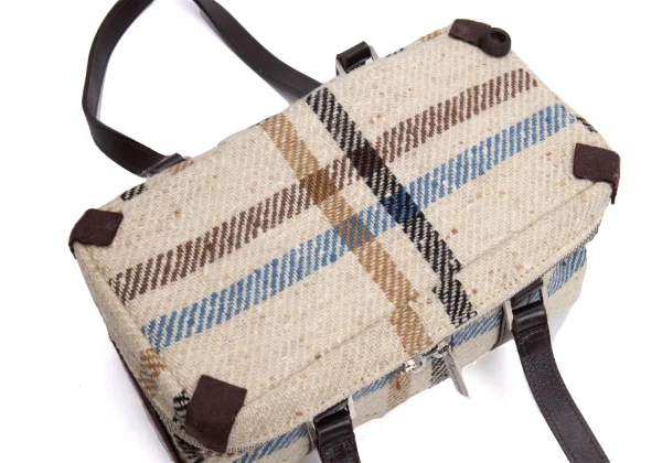 Aquascutum Checker Square Hand Bag K-164761_010