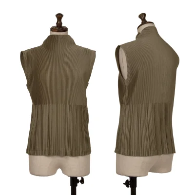 ISSEY MIYAKE WHITE LABEL Pleated Switching Sleeveless Top