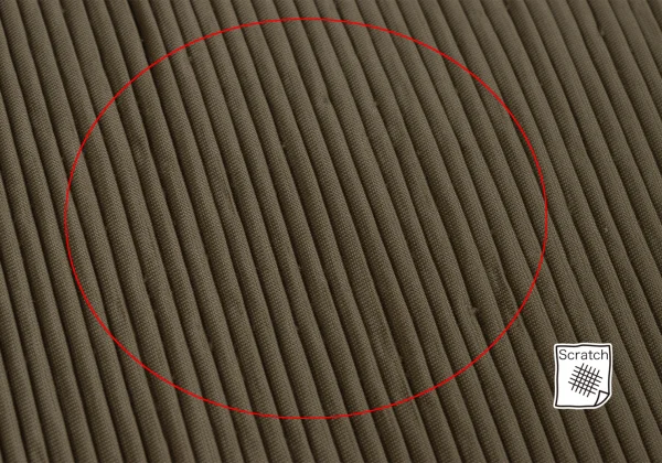 ISSEY MIYAKE WHITE LABEL Pleated Switching Sleeveless Top K-164807_007